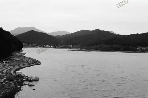 Lake Oryun — Kitchen Tiny